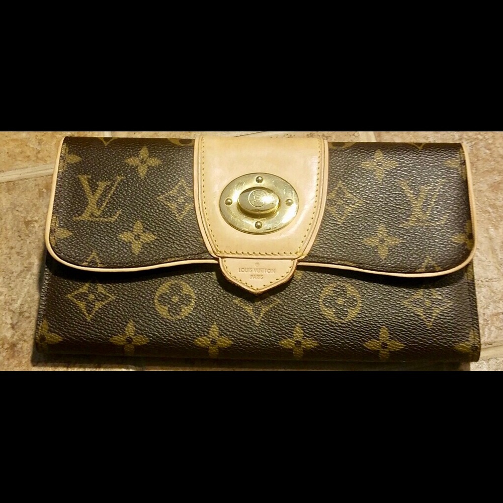 Authentic Louis Vuitton Monogram Boetie Wallet